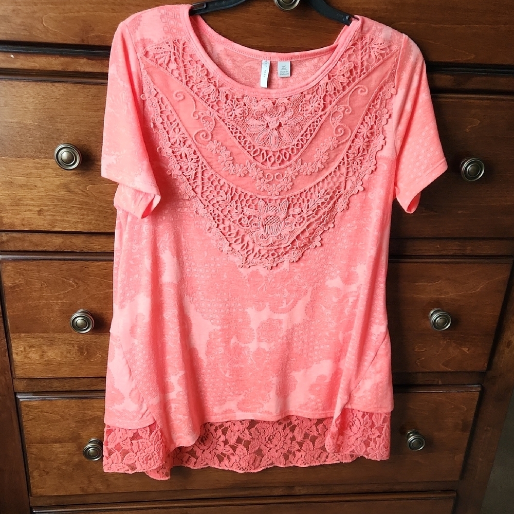 Women's Coral Lace Top